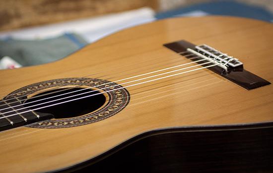 Sol Solid Top Classical Guitar