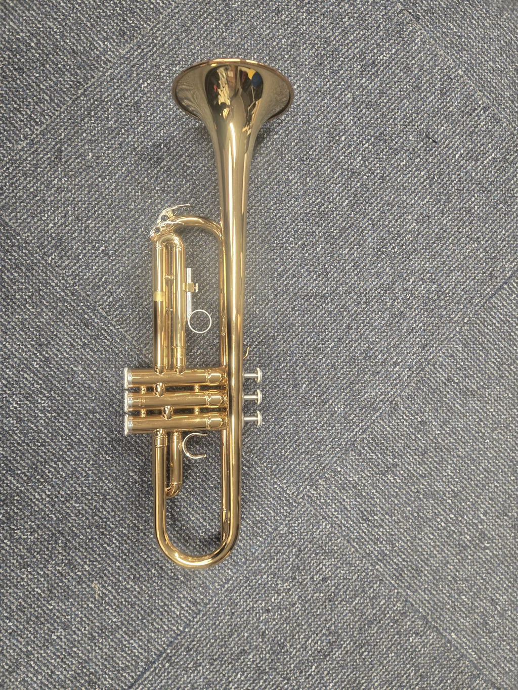 Pre-owned YTR2330 Bb Trumpet