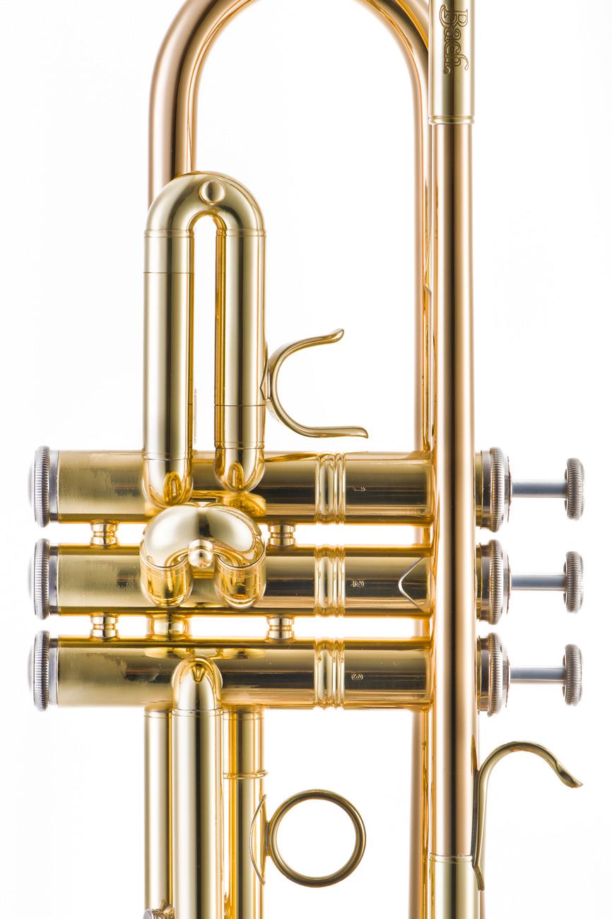 Vincent Bach TR555G Intermediate Bb Trumpet - Lacquer