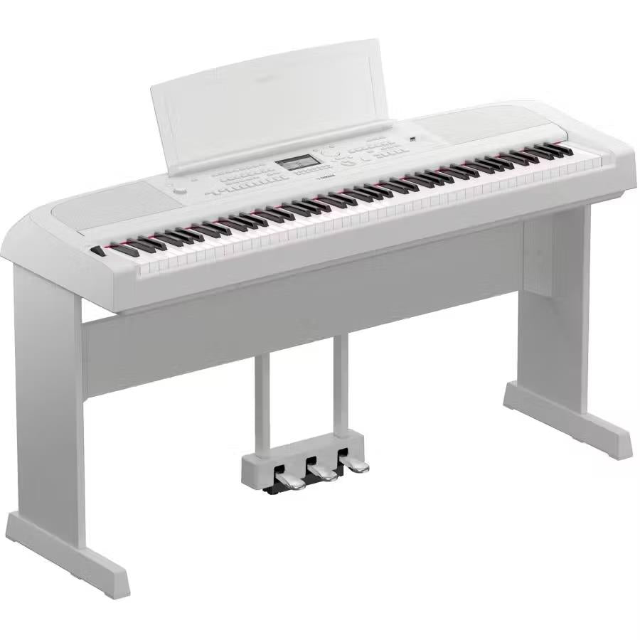 Yamaha DGX-670 Digital Piano in White