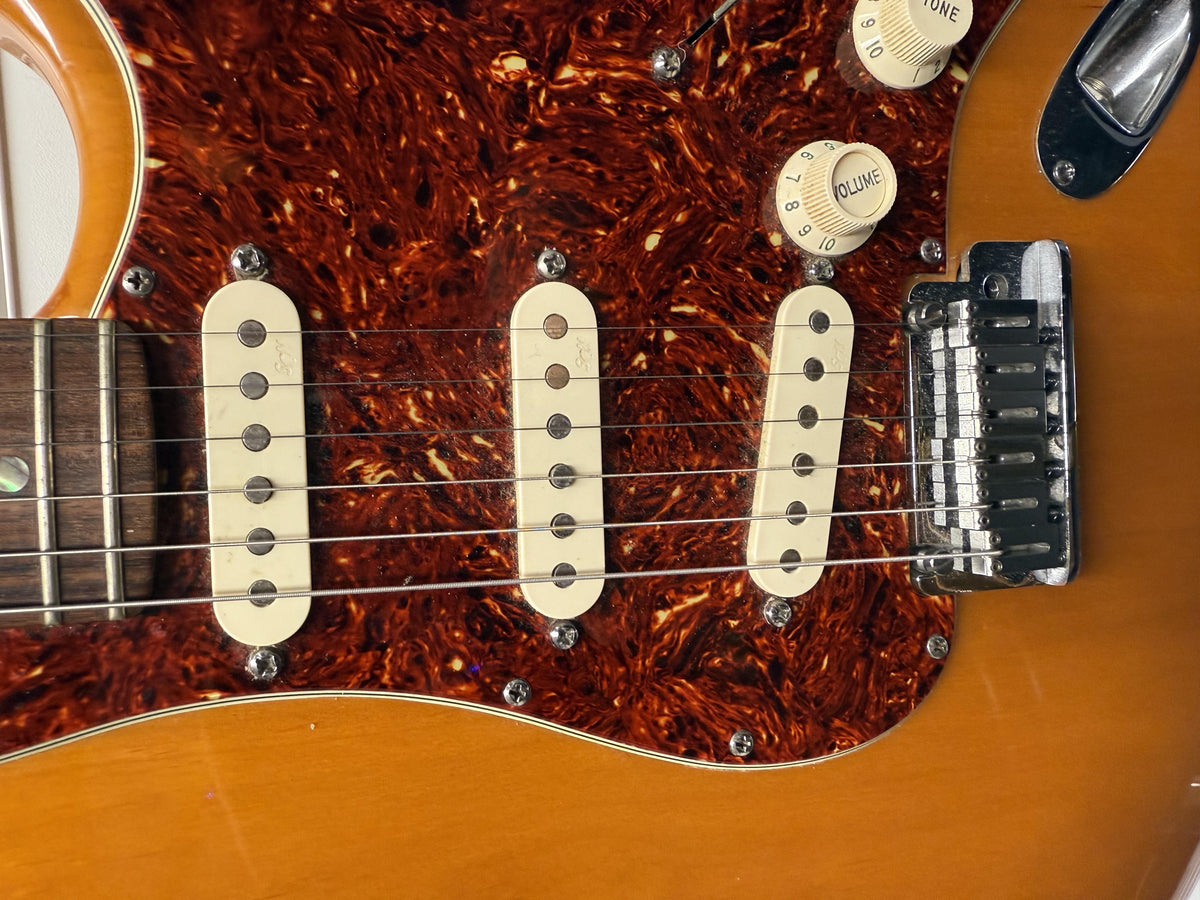 Fender USA Statocaster Corona California - Burnt Orange DZ3108763