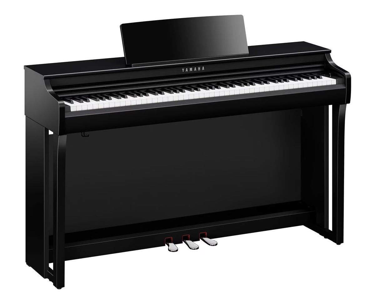 Yamaha CLP-825 Digital Piano