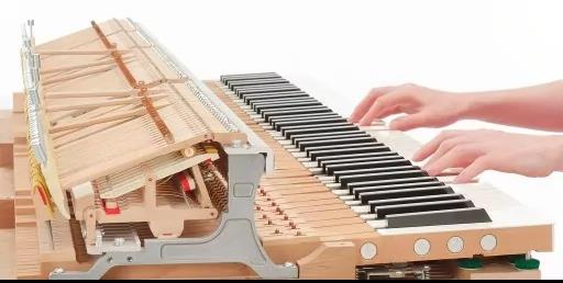 Yamaha GT1 Gran Touch Digital Piano ( pre-owned )