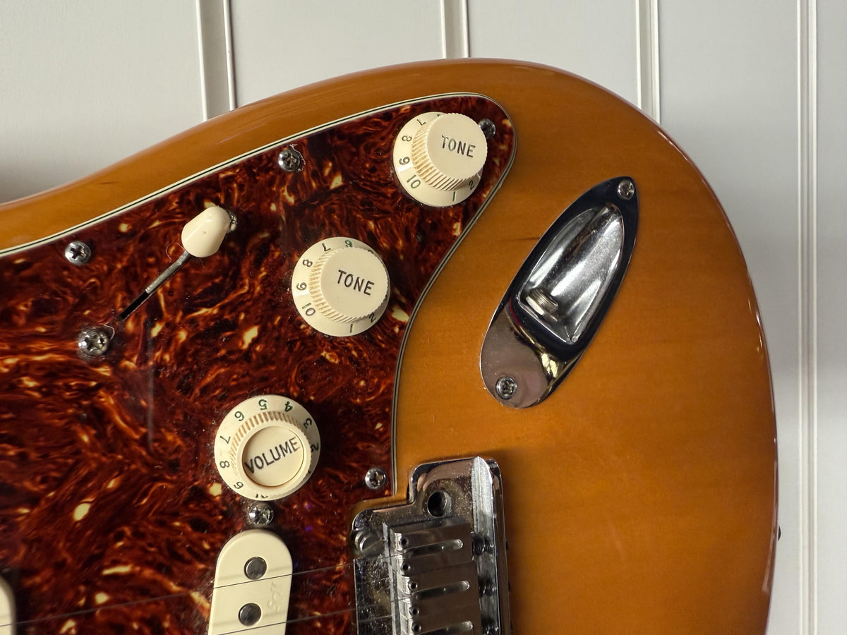 Fender USA Statocaster Corona California - Burnt Orange DZ3108763